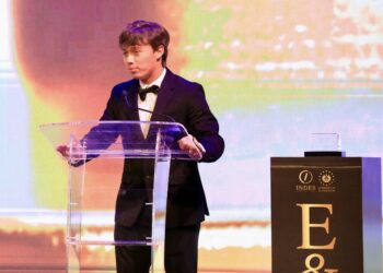 El tenista César Cruz y la patinadora Victoria Karp son los Deportistas Junior del Año