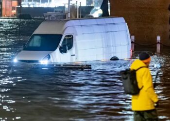 Alemania sufre por el azote de la tormenta Zoltan