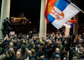 Nuevas protestas denuncian fraudes electorales en Serbia