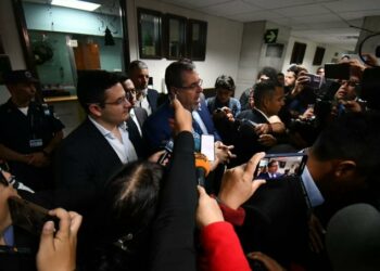 presidente electo de Guatemala, Bernardo Arévalo denuncia violación del derecho a la defensa