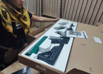 (VIDEOS) Cae red que vendió 43.000 armas europeas a bandas criminales