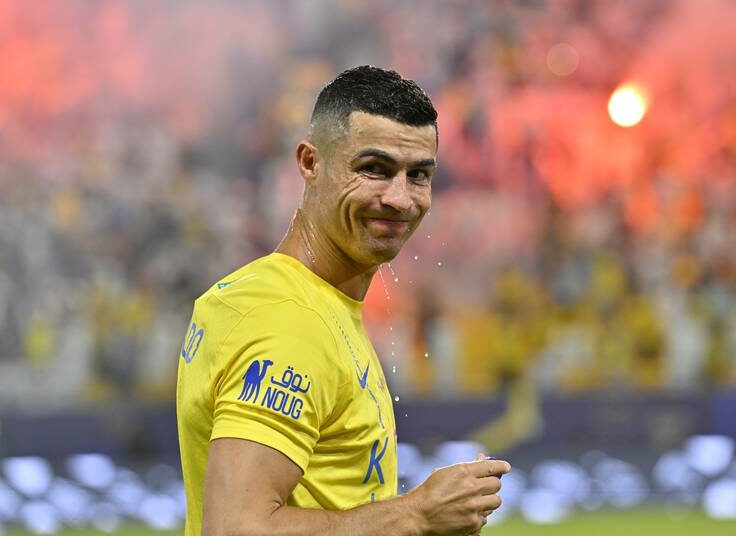 Cristiano Ronaldo anotó un gol en la victoria de Al Nassr y amplió su ventaja con Messi en la lucha por ser el máximo goleador de la historia