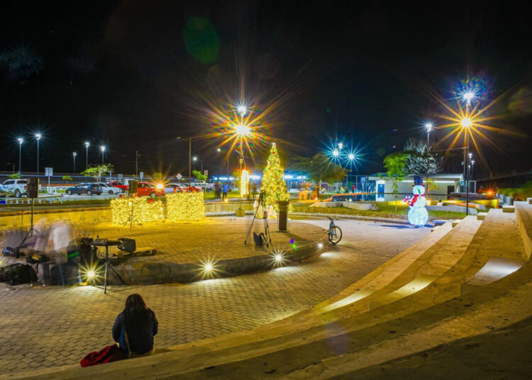 Obras Públicas inauguró espacio público en San Juan Opico