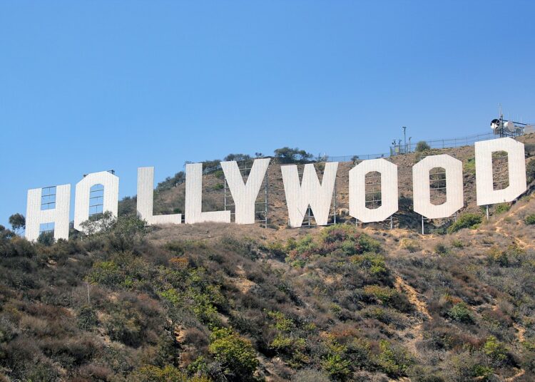 El sorprendente origen del letrero de Hollywood que cumple 100 años