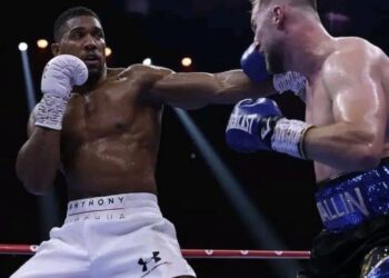 Boxeo: Anthony Joshua venció a Otto Wallin a puros martillazos