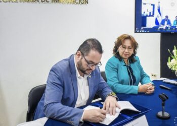 Gobierno firma memorándum de entendimiento con Escuela Nacional de Administración Pública de Brasil