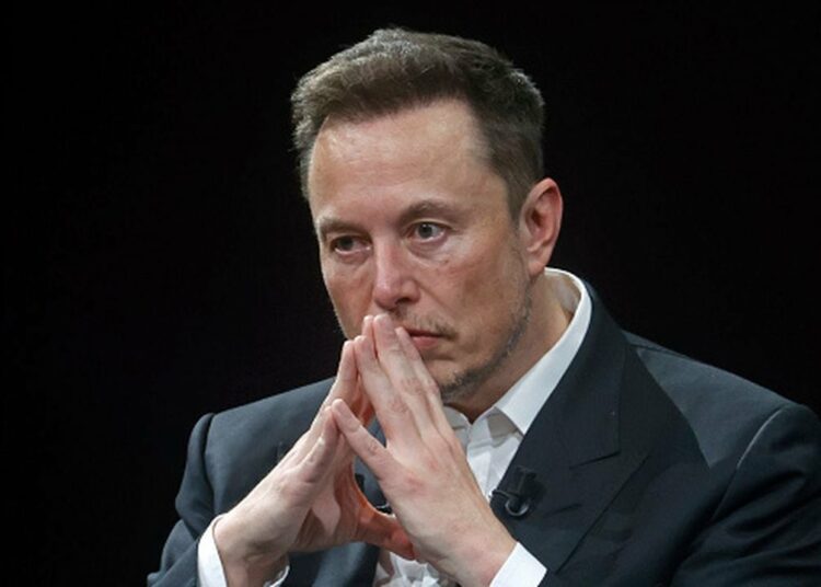 Elon Musk quiere sellar el caso de custodia de Grimes en medio de preocupaciones de seguridad