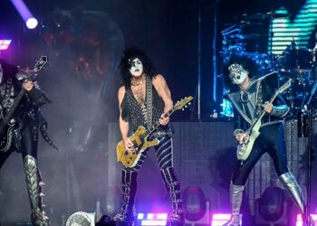 Kiss dio su último concierto y anunció que desde ahora solo se presentará con avatares digitales