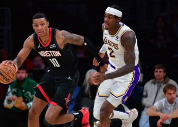 Lakers, Bucks, Suns, Kings y Pacers llegan con triunfos a los cuartos de final de la Copa NBA