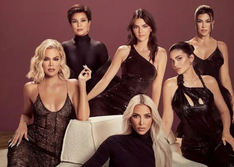 Kim Kardashian confesó que su familia “estafó al sistema” para llegar a los altos círculos sociales