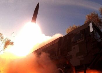 Polonia afirma que misil ruso pasó por su espacio aéreo