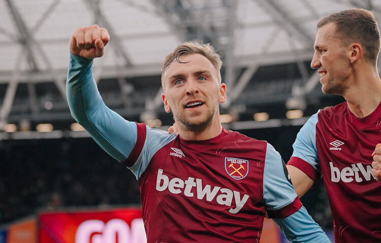 West Ham derrota a Manchester United y agrava su crisis