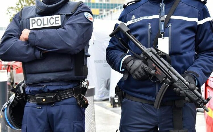 Francia: 80 detenidos involucrados en red de abusos sexual