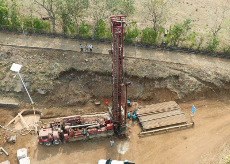 DOM avanza trabajos de equipamiento de pozo de agua potable de Teotepeque