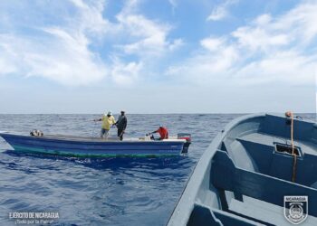 Reportan naufragio de barco con migrantes frente a isla de Nicaragua, mueren dos venezolanas