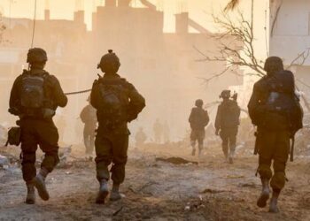 Israel mostró con videos en primera persona los combates contra Hamas “en las profundidades de Khan Younis”