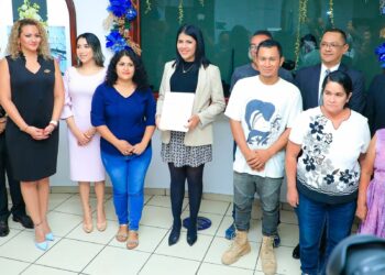 Gobierno entregará escrituras a comunidad asentada en calle en desuso de Los Planes de Renderos