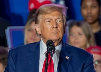 Trump se enfrenta a desafíos legales a su carrera electoral en 16 estados más