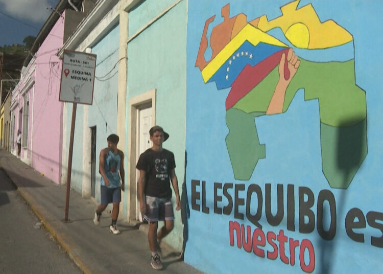 Venezuela tramita «nacionalidad» a pobladores del Esequibo