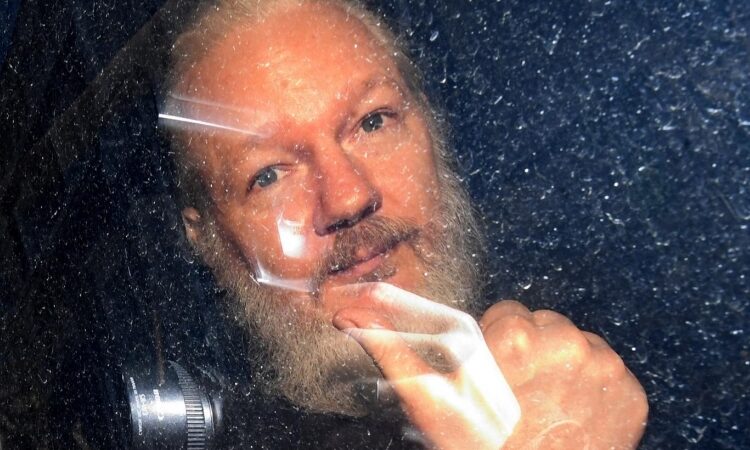 Examinarán en febrero «apelación final» de Assange