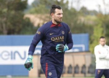 El portero del PSG junto a su esposa influencer y sus hijos sufrieron un violento asalto en su casa