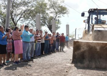 Pobladores en San Pedro Puxtla, Ahuachapán, serán beneficiados con proyecto vial
