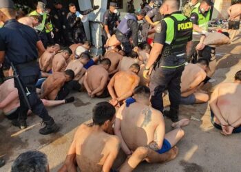 El presidente de Paraguay ordenó un megaoperativo militar para retomar el control de la cárcel más grande del país