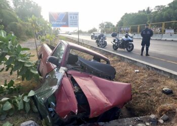 Hombre muere en accidente de tránsito en autopista a Comalapa