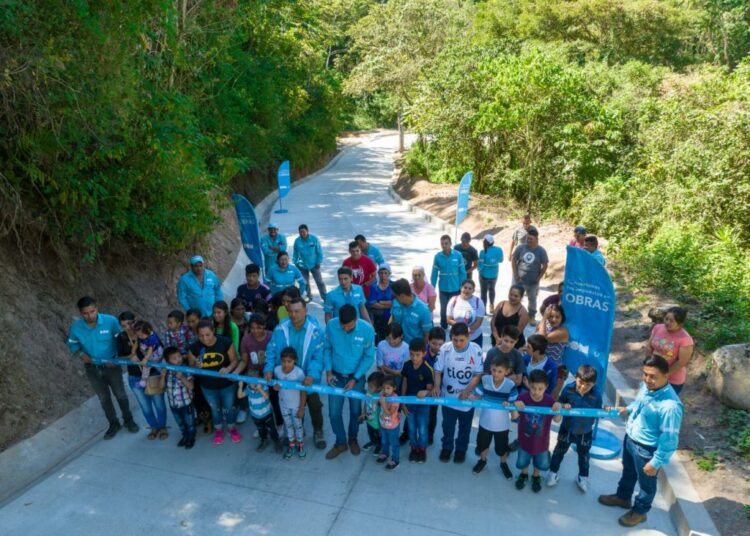 DOM entrega segunda obra de mejoramiento vial en Talnique, La Libertad