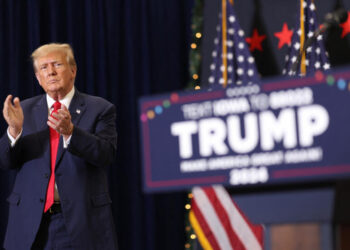 Republicanos de Colorado apelan prohibición de que Trump aparezca en las boletas