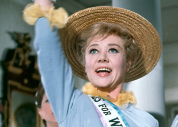 Murió a los 100 años la actriz de “Mary Poppins” Glynis Johns