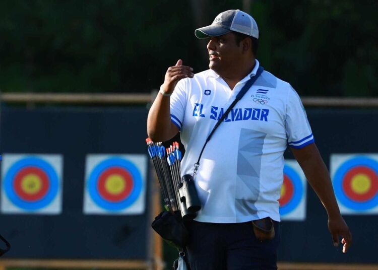 Roberto Hernández, mejor marca continental de 2023