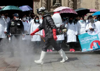 Bolivia tiene un brote de casos de COVID y registró su primera infección de la subvariante JN.1