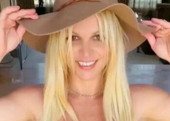 Britney Spears fue expulsada del hotel Four Seasons de Los Ángeles tras pasear con los pechos desnudos por la piscina