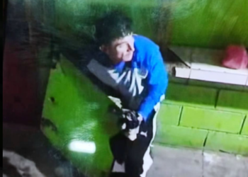 Detienen a ladrón que se metía a robar a negocios del mercado de Santa Tecla