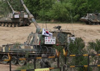 Corea del Sur realizó maniobras de fuego real tras un intenso bombardeo de Corea del Norte en el mar Amarillo