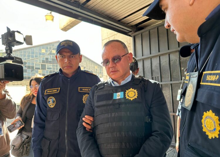 Captura al exministro de Gobernación de Guatemala Napoleón Barrientos por no reprimir a manifestantes