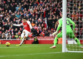 Arsenal recupera la confianza con goleada de 5-0 al Crystal Palace