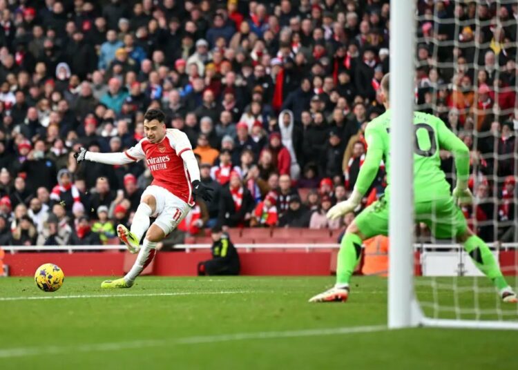 Arsenal recupera la confianza con goleada de 5-0 al Crystal Palace