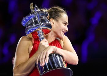 Sabalenka aplastó a Zheng y se proclamó bicampeona del Abierto de Australia