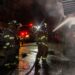 Bomberos sofocaron incendio de dos locales en Apopa