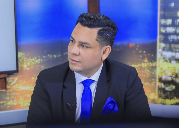 Walter Coto destaca participación masiva de la diáspora en votación remota por internet