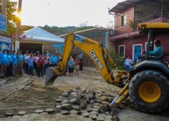 DOM comenzó segundo proyecto de recuperación vial en El Paisnal