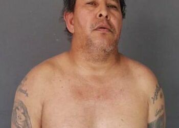 Detienen a pandillero que ocultó sus tatuajes alusivos a las maras