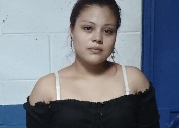 Policía captura a marera con un paquete de drogas listo para ser entregado