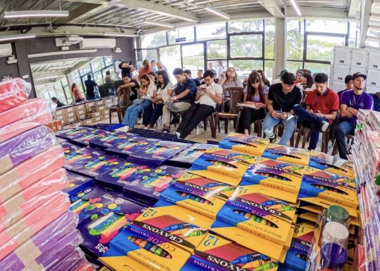 Gobierno entrega equipamiento para todos los CUBO del país