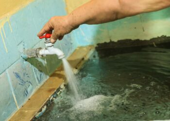 ANDA verificó servicio de agua potable tras cambio de tuberías en colonia Guadalupe, Soyapango