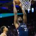 NBA: Joel Embiid de Philadelphia 76ers anotó 70 puntos y rompió un récord de hace medio siglo