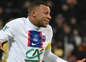 La madre de Kylian Mbappé reveló detalles de la tensa discusión con su hijo por un porcentaje de su salario