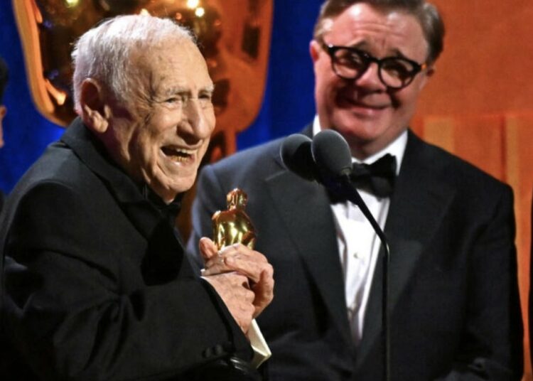 Mel Brooks recibe un Oscar honorífico a los 97 años – Diario La Página